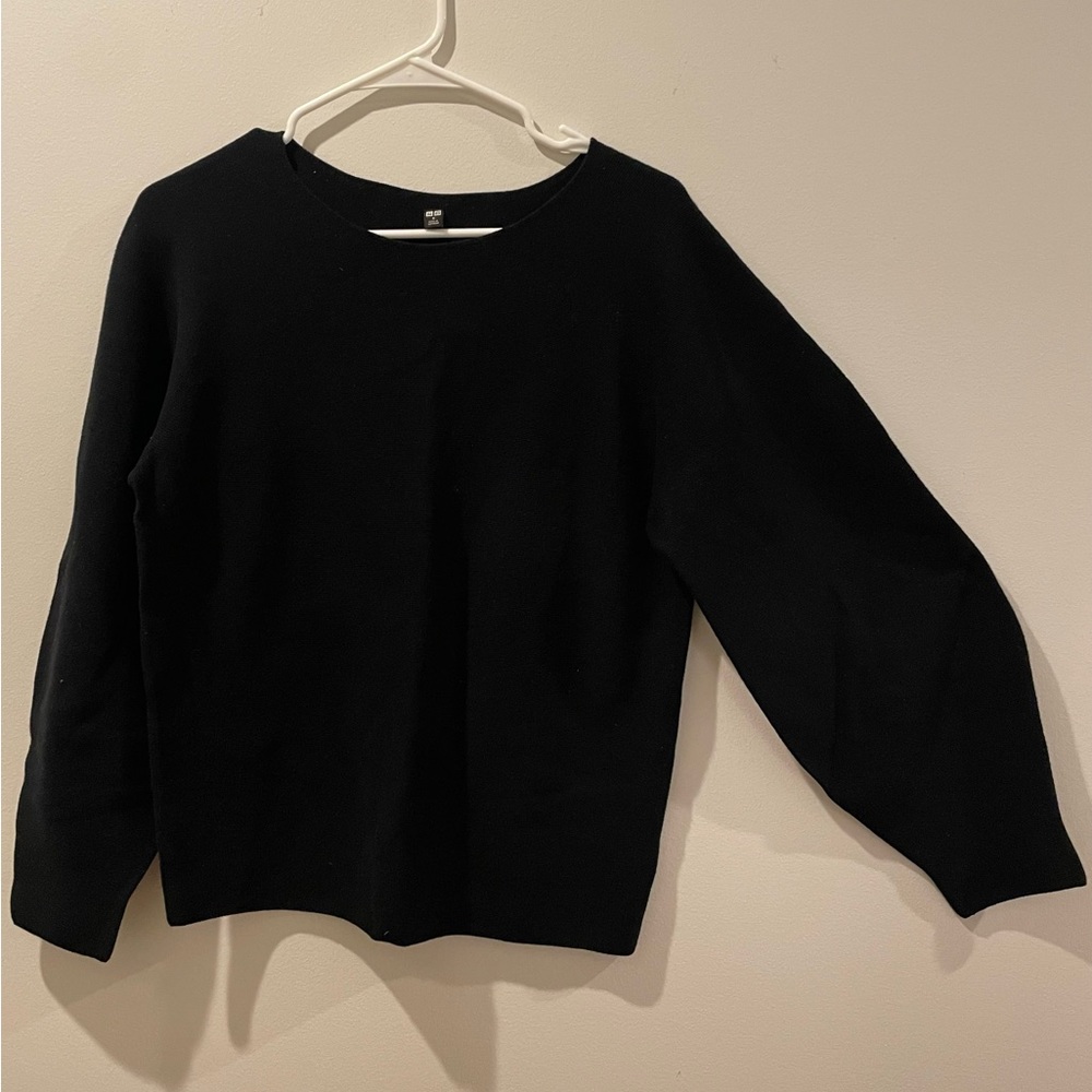 Uniqlo 3D Knit Sweater
